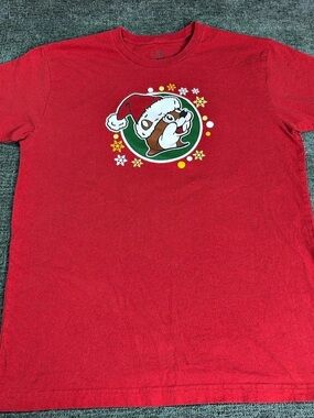 Buc-ee's 2024 Christmas Shirt “Believe In The Magic Of Christmas” Bucee Adult M